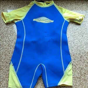 Ocean 🌊Pacific🏝️Kids Surf 🏄🏼‍♂️& Swim 🏊🏻‍♀️ Neoprene Suit Stay Toasty! 🏄🏻‍♀️